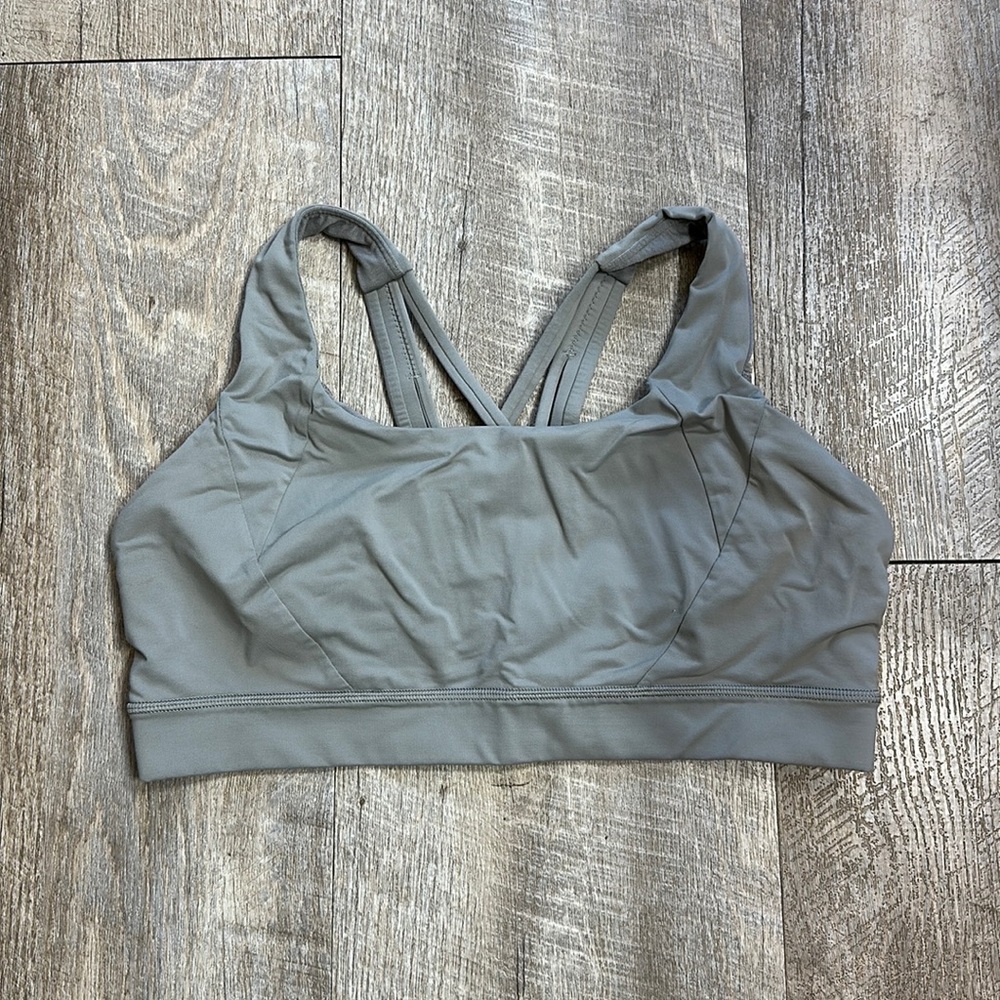 Lululemon “Free to be elevated bra”- light support